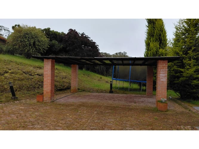 Casa de 4 alcobas en venta en Yerbabuena, Sopó, 442 m² · foto 7 de 20