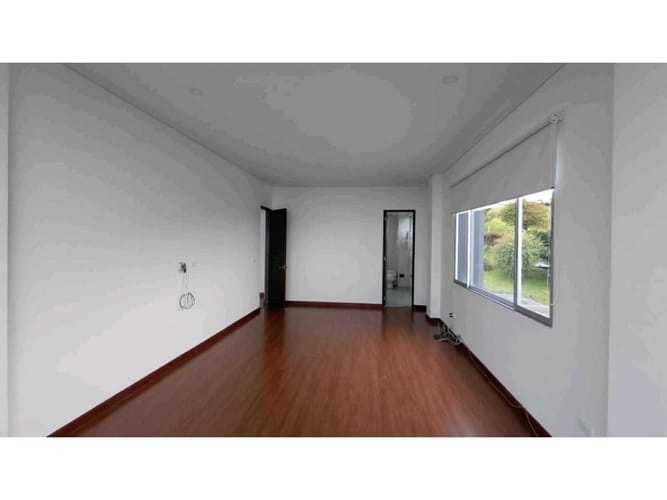 Casa de 4 alcobas en venta en Yerbabuena, Sopó, 442 m² · foto 17 de 20
