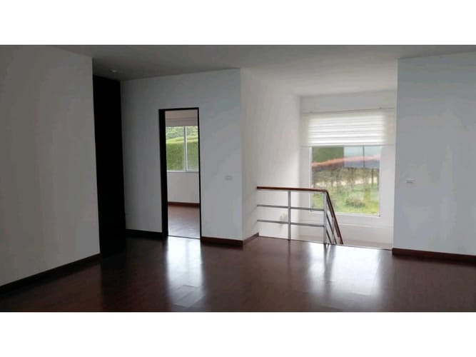 Casa de 4 alcobas en venta en Yerbabuena, Sopó, 442 m² · foto 19 de 20