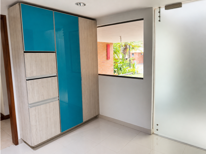 Casa de 3 alcobas en venta en Loma El Atravesado, Envigado, 240 m² · foto 6 de 24
