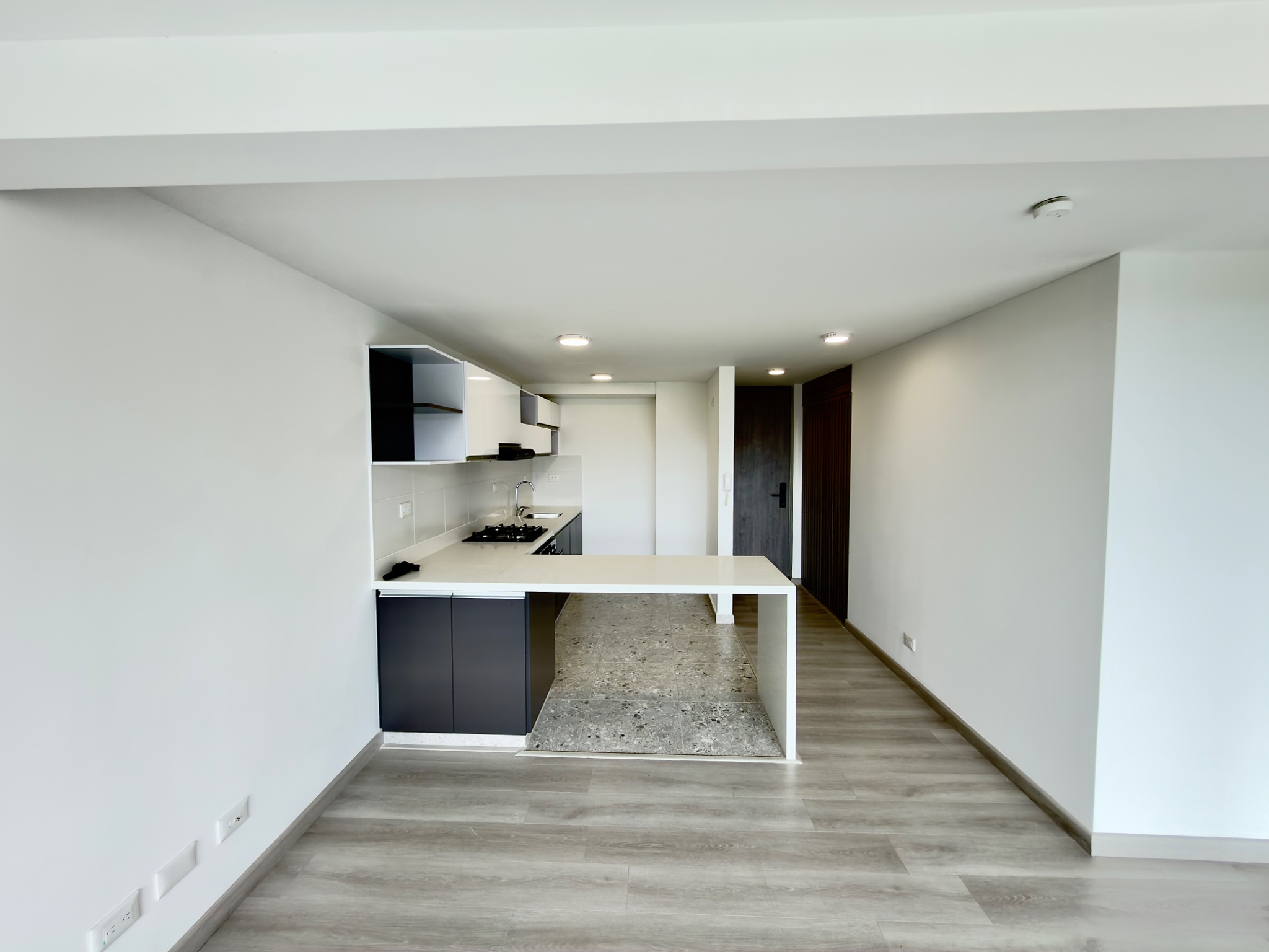 Apartamento en venta en Santa Teresa, Bogotá · foto 4 de 15