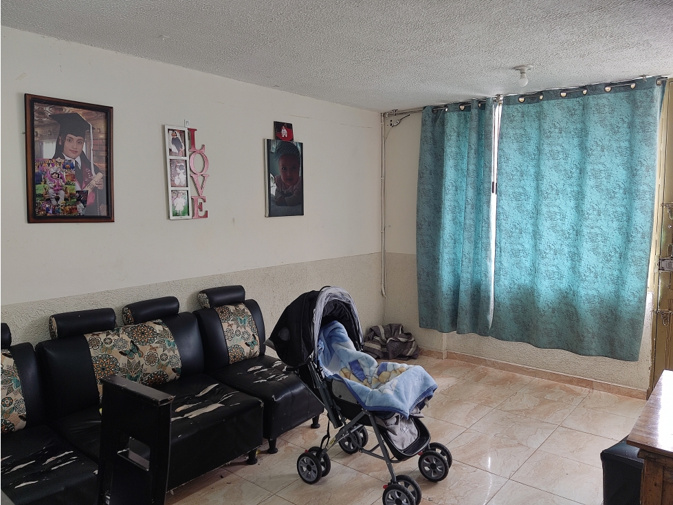 Casa en venta en Centro Fontibon, Bogotá · foto 6 de 24
