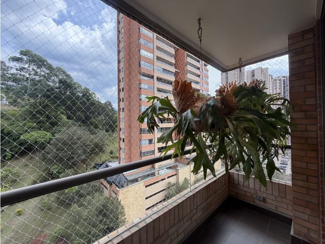Apartamento de 3 alcobas en venta en La Calera, Medellín, 260 m² · foto 4 de 24