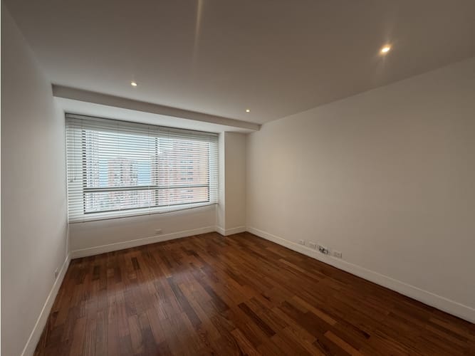 Apartamento de 3 alcobas en venta en La Calera, Medellín, 260 m² · foto 16 de 24