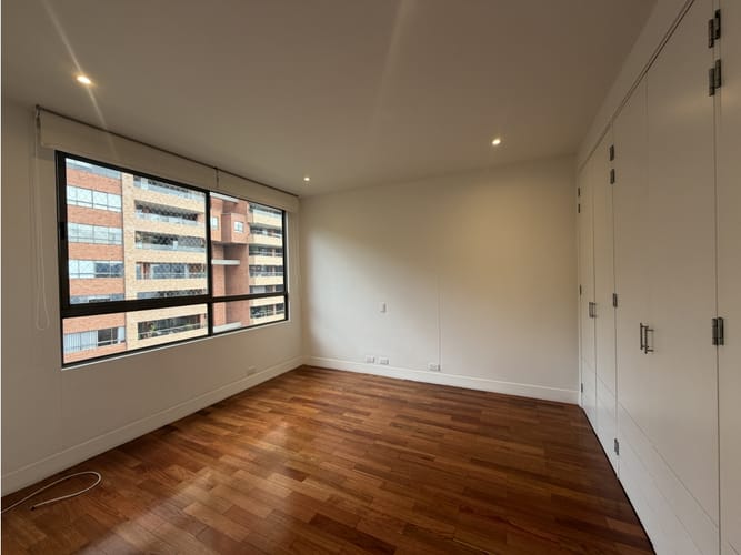 Apartamento de 3 alcobas en venta en La Calera, Medellín, 260 m² · foto 18 de 24