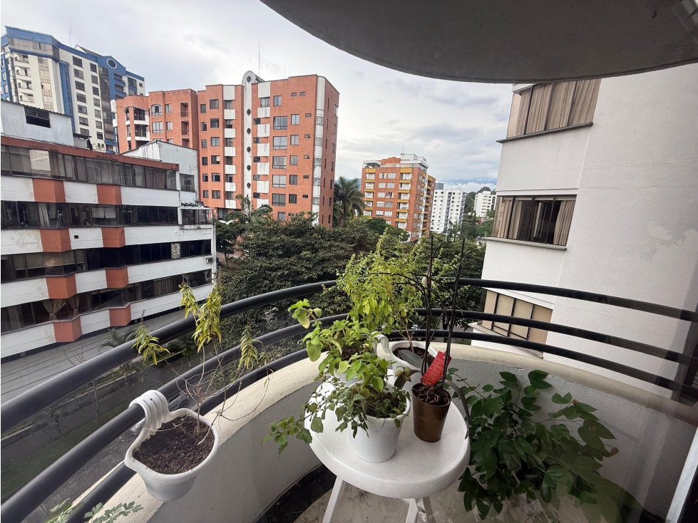 Apartamento en venta en Pinares, Pereira · foto 4 de 21