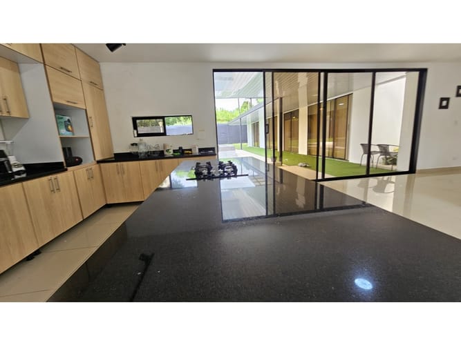 Casa de 4 alcobas en venta en Cerritos, Pereira, 500 m² · foto 5 de 24