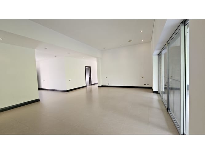 Casa de 4 alcobas en venta en Cerritos, Pereira, 500 m² · foto 7 de 24