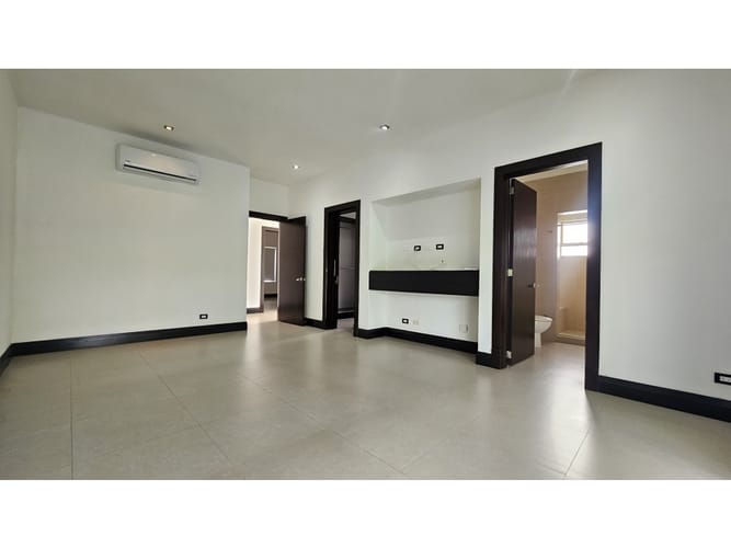Casa de 4 alcobas en venta en Cerritos, Pereira, 500 m² · foto 10 de 24