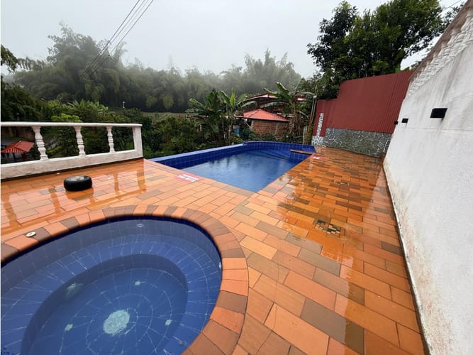 Finca en venta en Altagracia, Pereira, 9600 m² · foto 2 de 24