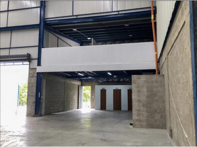 Bodega en venta en Condina, Pereira, 640 m² · foto 3 de 4