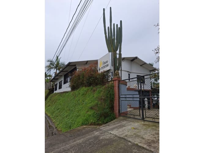 Finca en venta en Tribunas Corcega, Pereira, 300 m² · foto 10 de 13