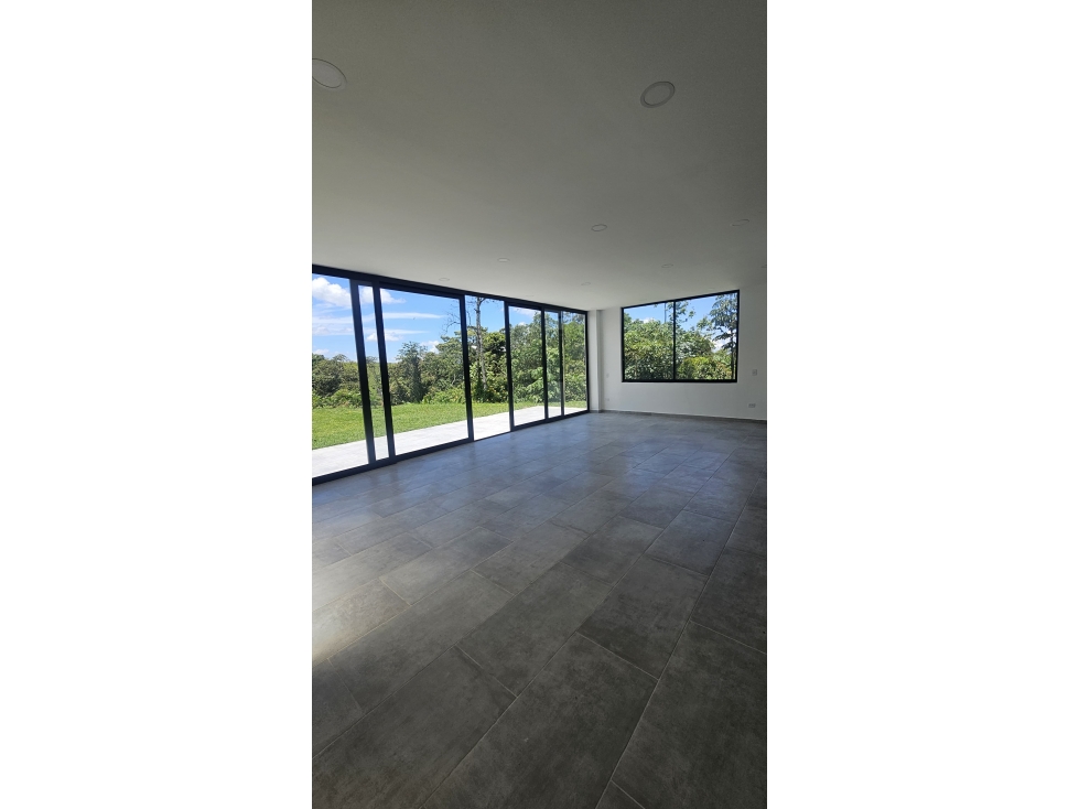 Casa en venta en Tribunas Corcega, Pereira · foto 2 de 17