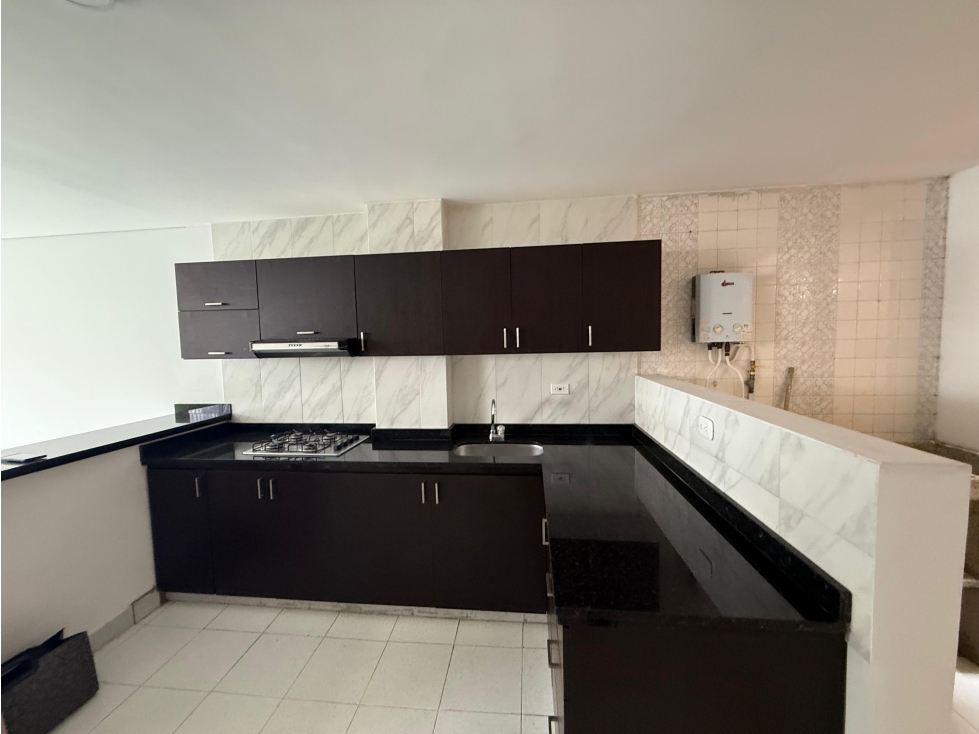 Apartamento en venta en Sector Plaza De Bolivar, Pereira · foto 2 de 17