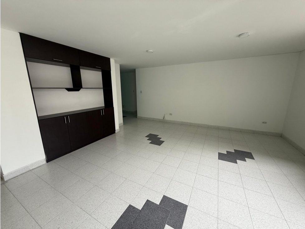 Apartamento en venta en Sector Plaza De Bolivar, Pereira · foto 4 de 17