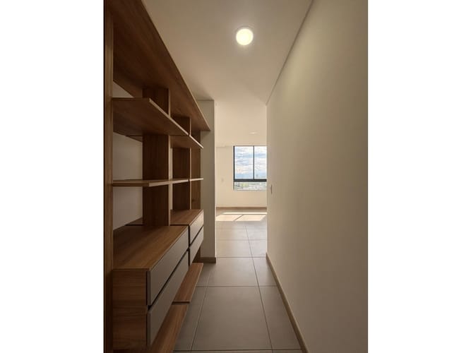 Apartaestudio en venta en Pinares, Pereira, 49 m² · foto 2 de 6