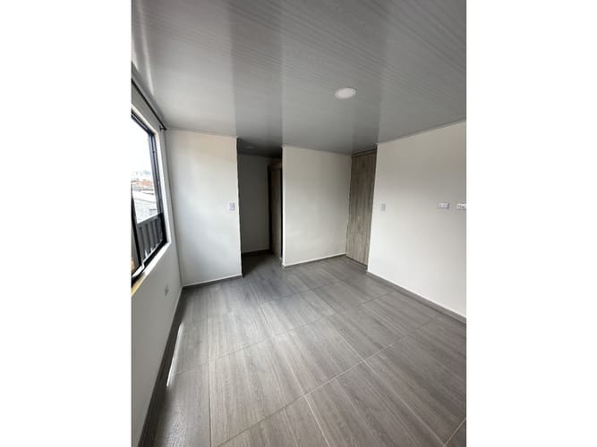 Edificio en venta en Primero De Febrero, Pereira, 295 m² · foto 3 de 11