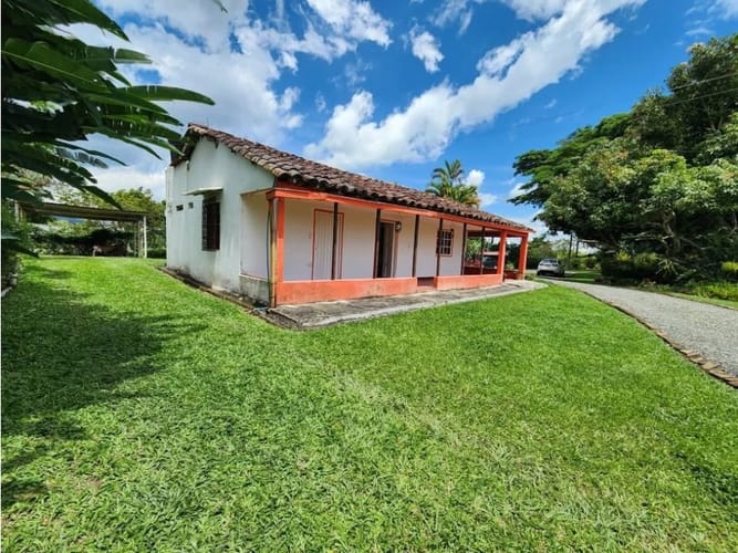 Casa de 4 alcobas en venta en Condina, Pereira, 450 m² · foto 18 de 21