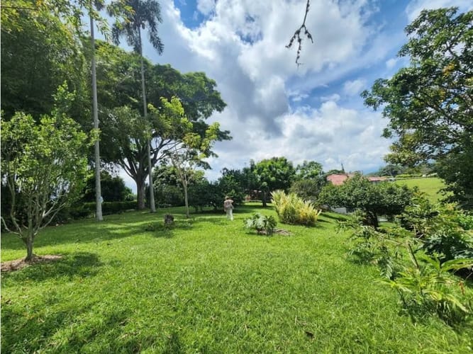 Casa de 4 alcobas en venta en Condina, Pereira, 450 m² · foto 20 de 21