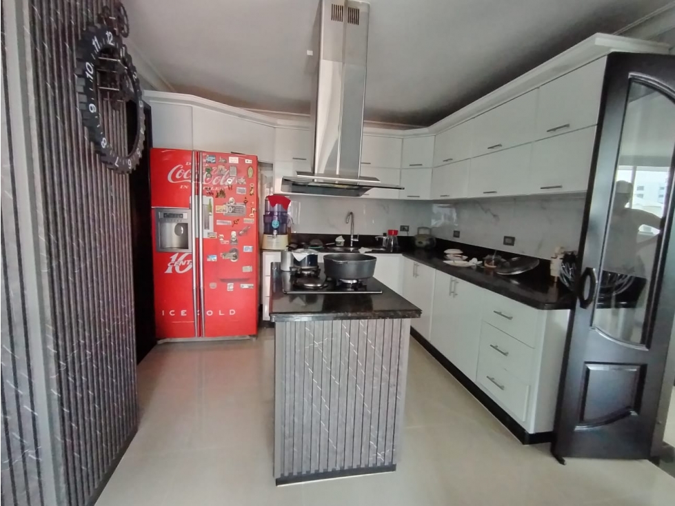 Apartamento en venta en Los Alpes, Pereira · foto 4 de 12