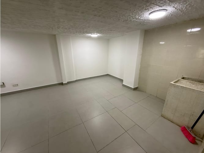 Bodega en venta en Sector Plaza De Bolivar, Pereira, 145 m² · foto 11 de 18