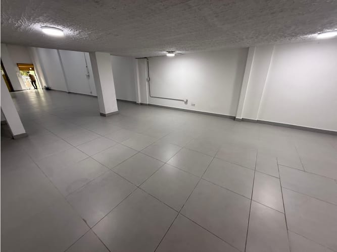 Bodega en venta en Sector Plaza De Bolivar, Pereira, 145 m² · foto 15 de 18