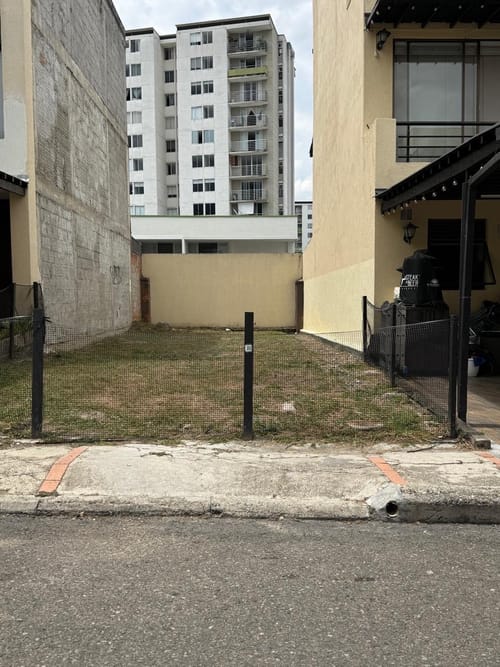 Lote en venta en La Samaria, Ibagué, 88 m² · foto 2 de 3