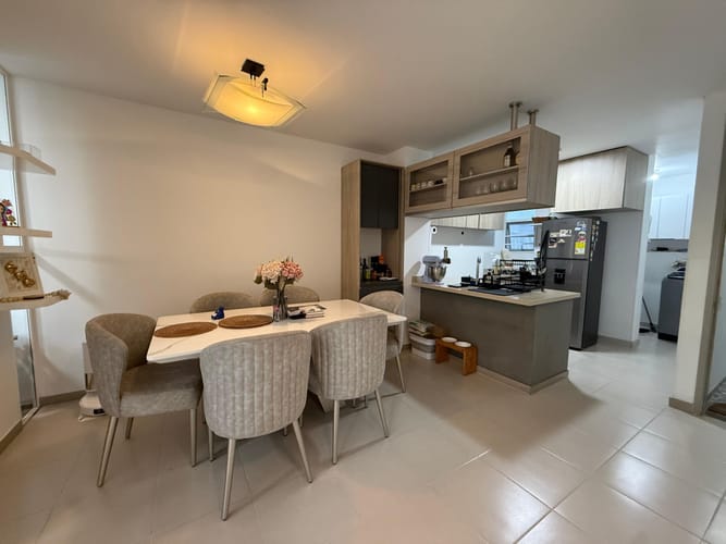 Casa de 3 alcobas en venta en El Castillo, Cali, 110 m² · foto 2 de 24