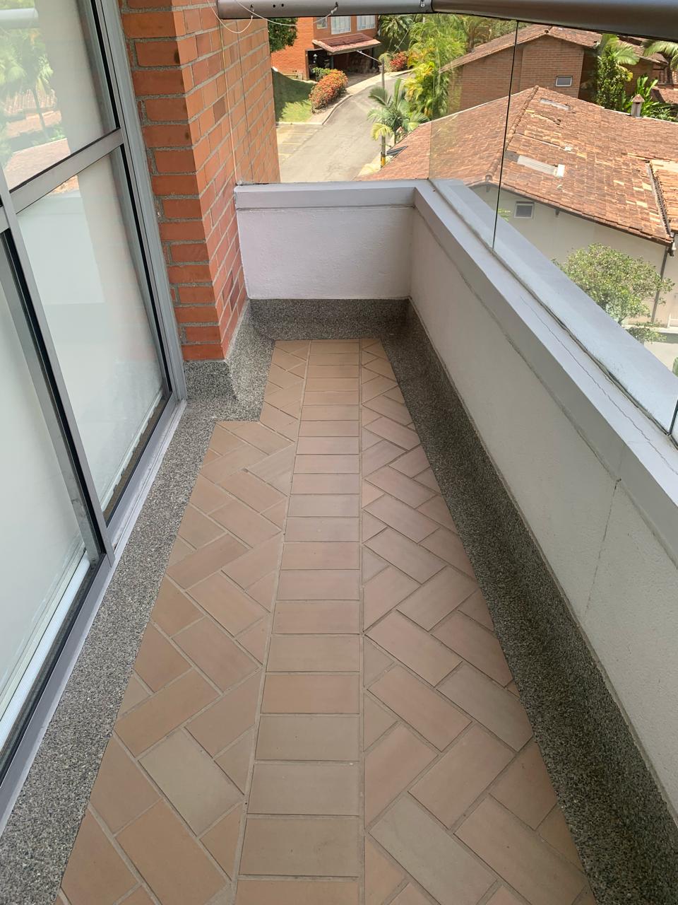 Apartamento en venta en El Poblado, Medellín · foto 5 de 19