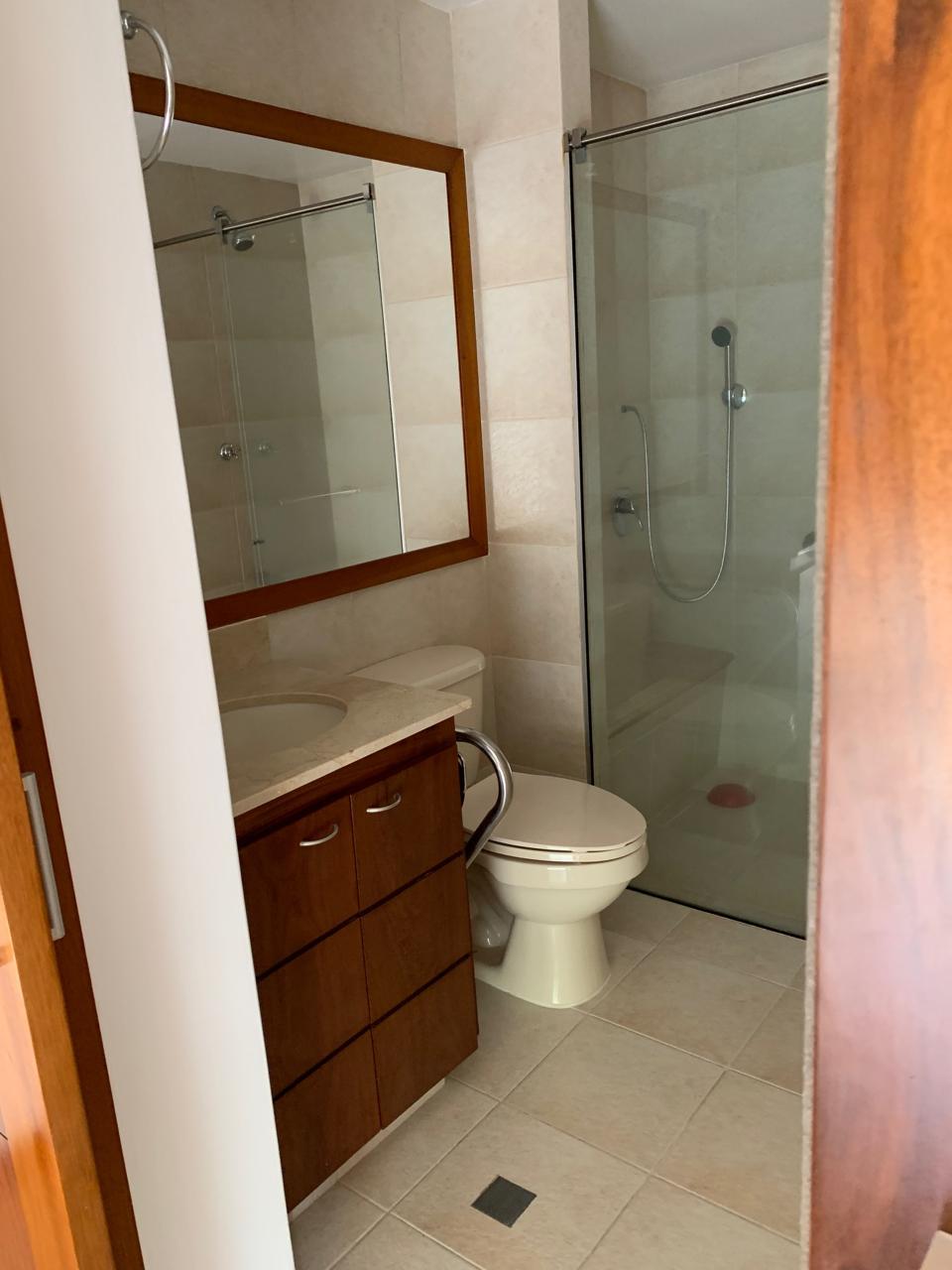 Apartamento en venta en El Poblado, Medellín · foto 7 de 19