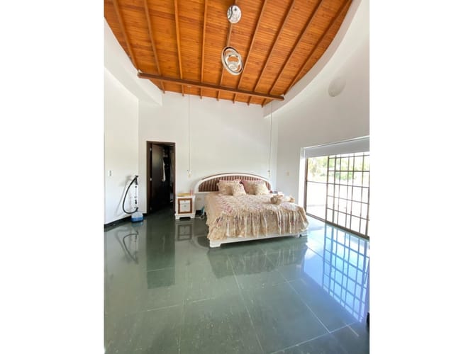 Casa de 4 alcobas en venta en Cerritos, Pereira, 1700 m² · foto 5 de 12