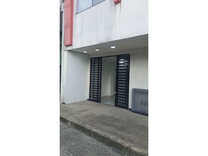 Local en venta en Providencia, Pereira, 21 m² · foto 2 de 8