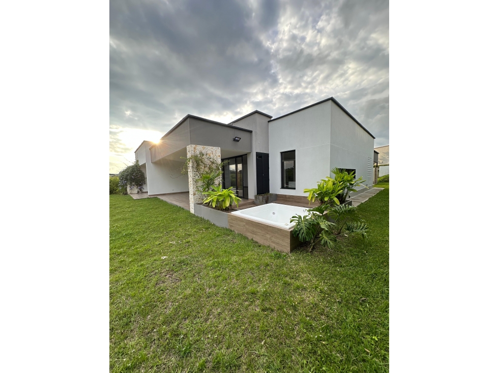 Casa en venta en Tribunas Corcega, Pereira · foto 4 de 24