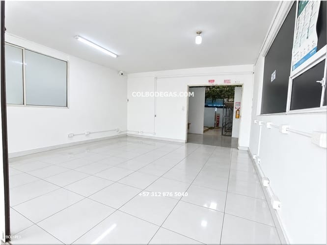 Bodega en arriendo en Cerritos, Pereira, 100 m² · foto 2 de 10