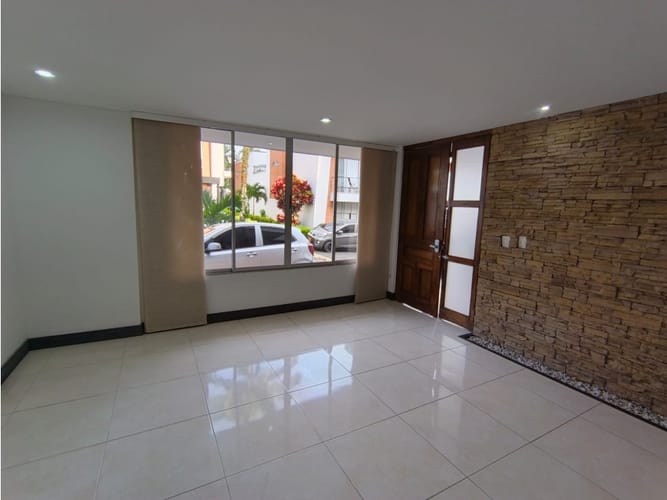 Casa de 4 alcobas en venta en Serrezuela, Pereira, 180 m² · foto 4 de 18