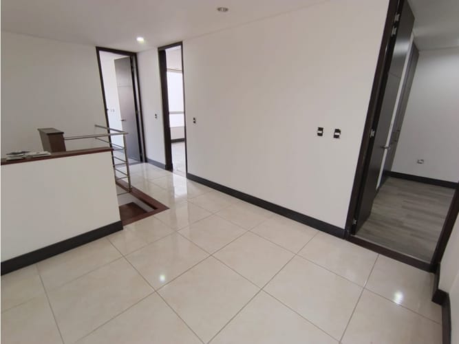 Casa de 4 alcobas en venta en Serrezuela, Pereira, 180 m² · foto 5 de 18