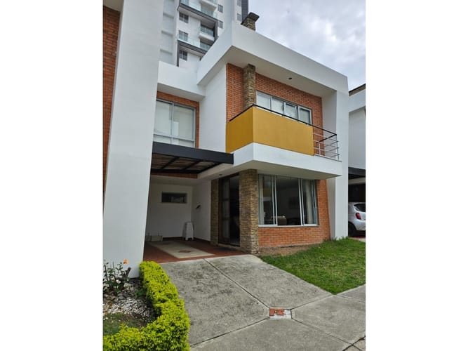 Casa de 4 alcobas en venta en Serrezuela, Pereira, 180 m² · foto 15 de 18