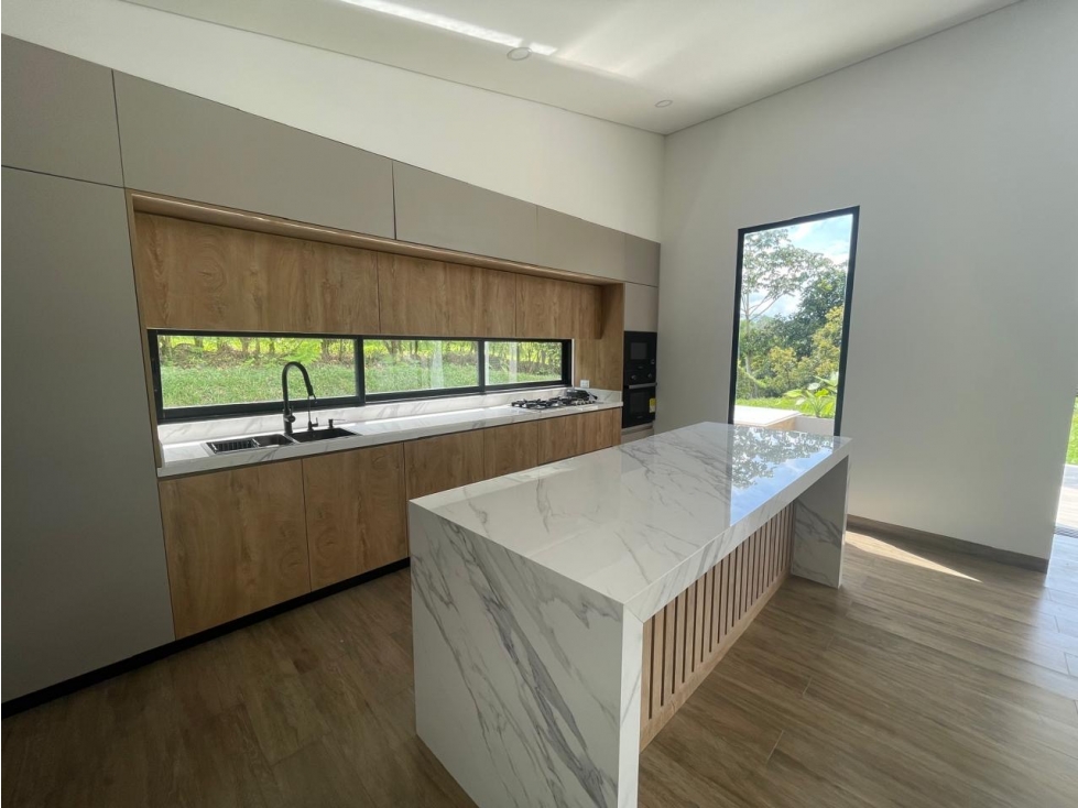 Casa en venta en Tribunas Corcega, Pereira · foto 3 de 19
