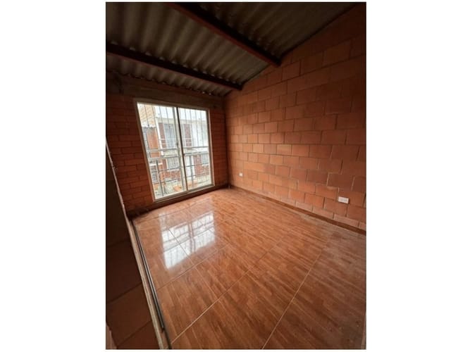 Casa de 3 alcobas en venta en Carlos Enrique Soto, Pereira, 80 m² · foto 2 de 11