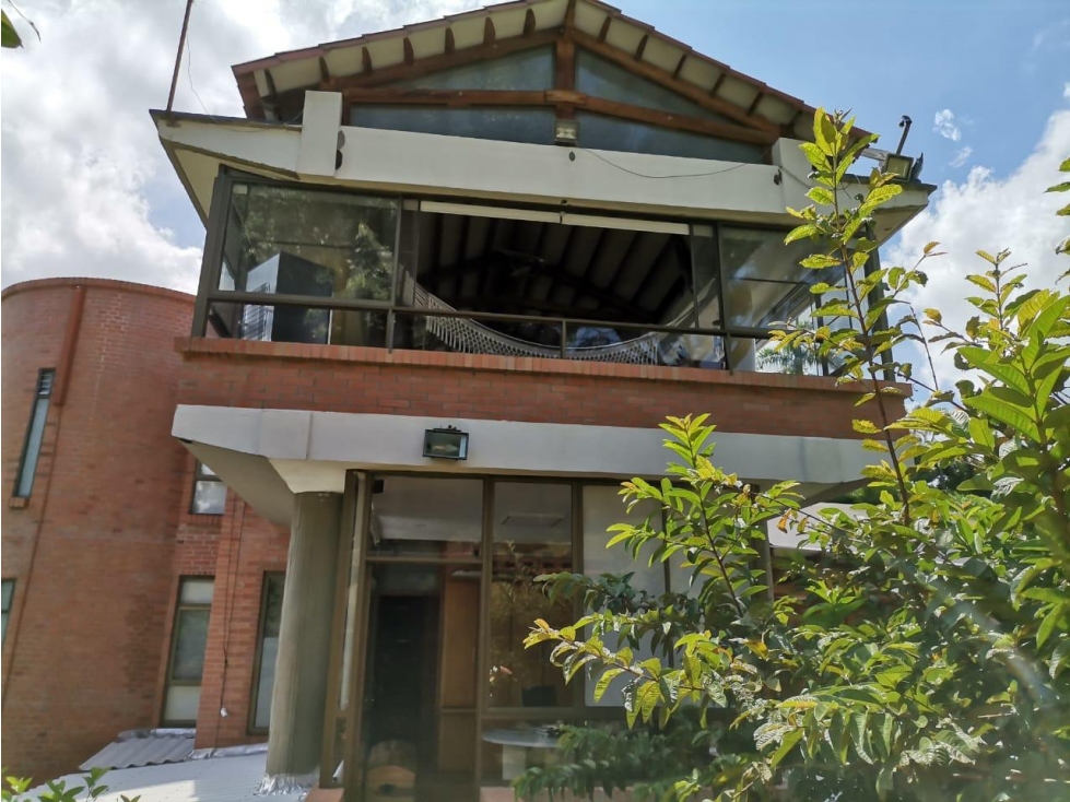 Casa en venta en Sector Lago Uribe, Pereira · foto 2 de 24