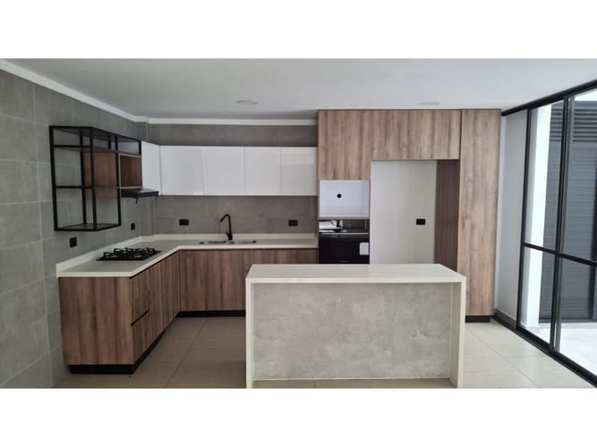 Casa de 4 alcobas en venta en Cerritos, Pereira, 168 m² · foto 7 de 19