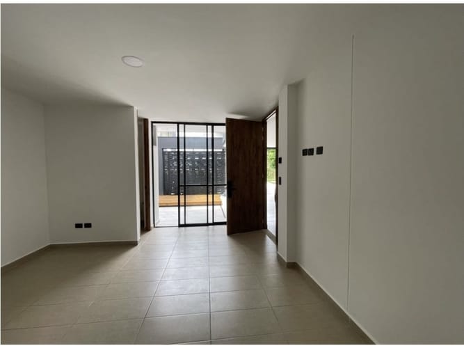 Casa de 4 alcobas en venta en Cerritos, Pereira, 168 m² · foto 9 de 19