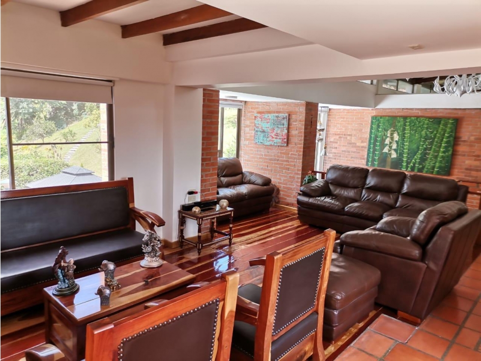 Casa en venta en Sector Lago Uribe, Pereira · foto 9 de 24