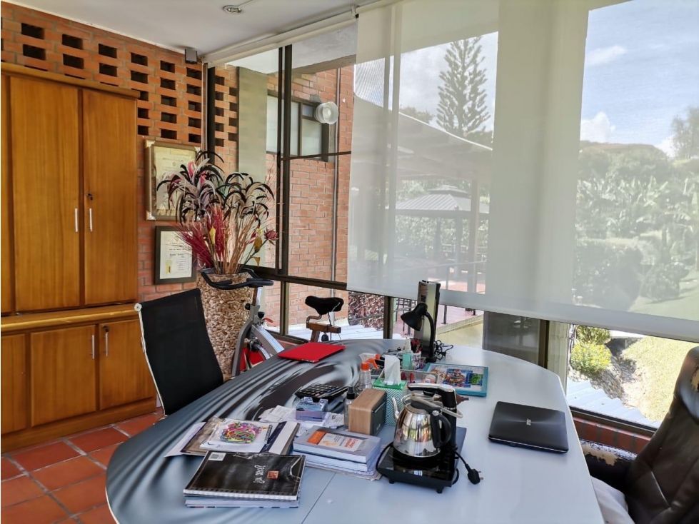 Casa en venta en Sector Lago Uribe, Pereira · foto 12 de 24