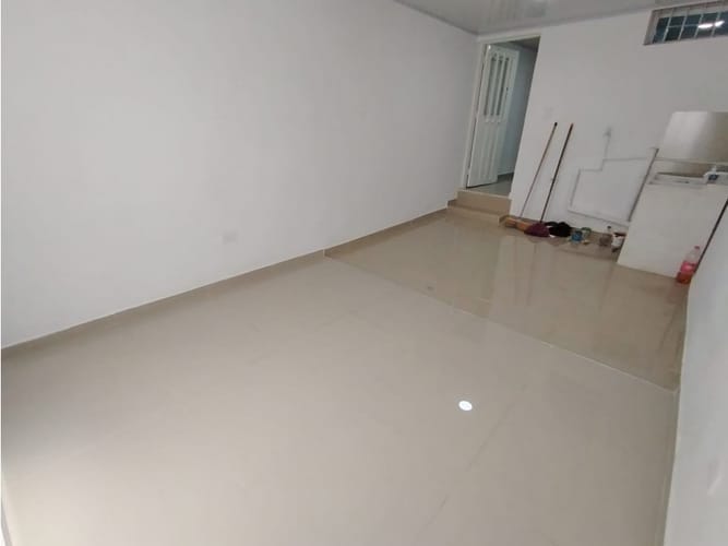 Apartamento de 2 alcobas en venta en Santa Ines, Pereira, 60 m² · foto 5 de 8