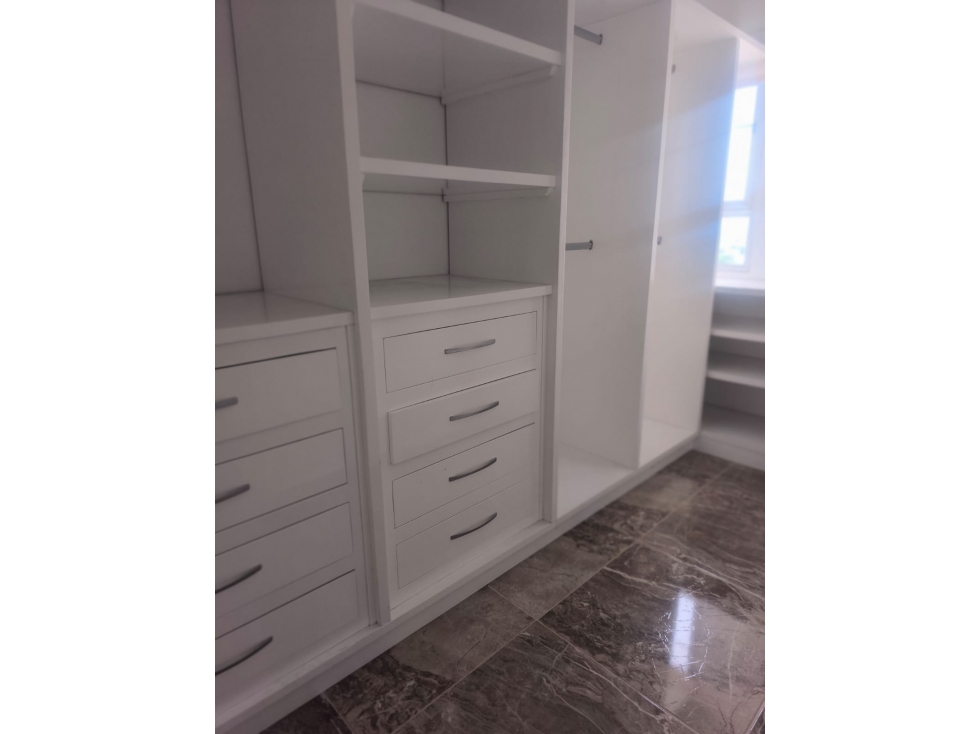 Apartamento en venta en Pinares, Pereira · foto 5 de 14