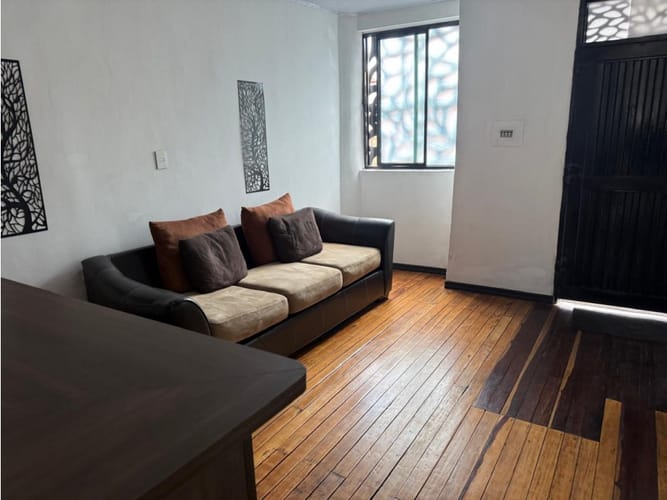 Casa de 13 alcobas en arriendo en Sector Lago Uribe, Pereira, 250 m² · foto 2 de 24