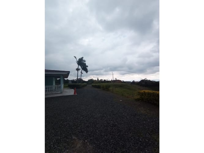 Finca en venta en Tribunas Corcega, Pereira, 340 m² · foto 5 de 21