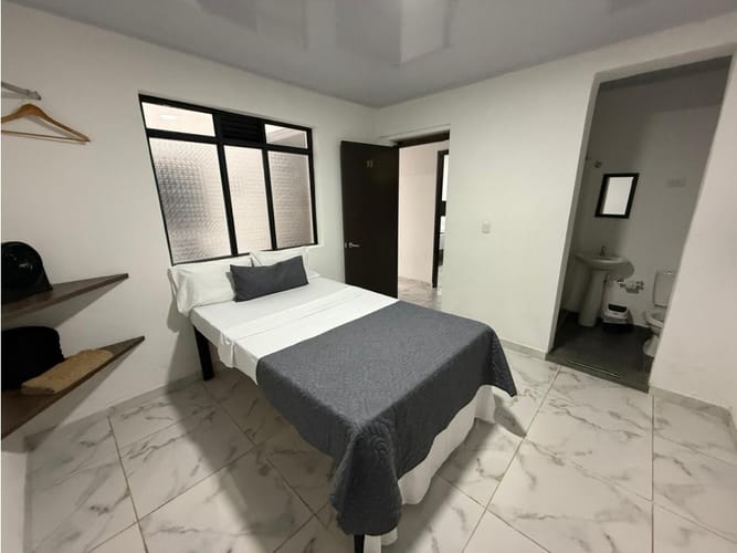 Casa de 13 alcobas en arriendo en Sector Lago Uribe, Pereira, 250 m² · foto 11 de 24