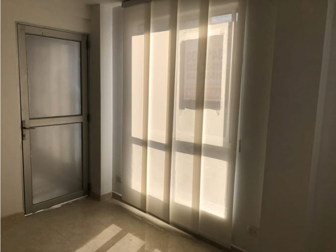 Edificio en venta en El Poblado Ii Etapa, Pereira, 226 m² · foto 8 de 13